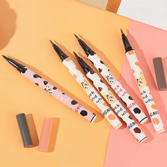Smudge Proof Eyeliner Pen for Eyelid Brightening