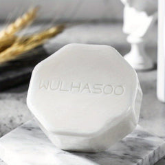 Hydrating Volcanic Mud & Rice Soap for Sensitive Skin