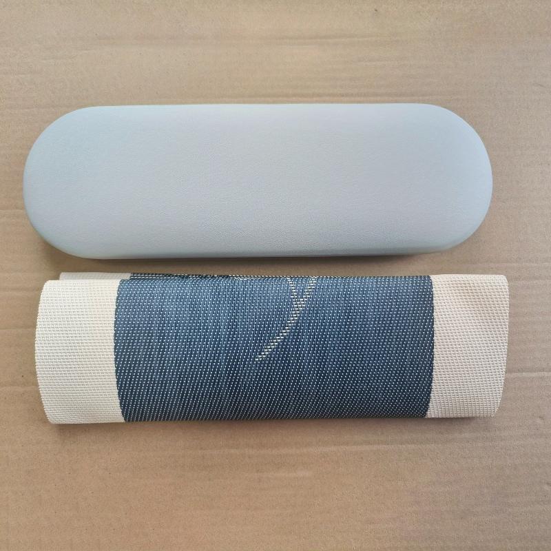 Foldable Nail Arm Rest: Soft Hand Stand