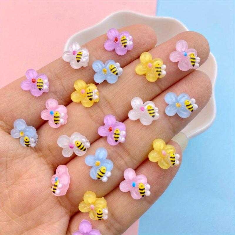 50Pcs Mini Bee Flowers Nail Charms Resin Nail Art Accessories