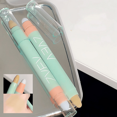 Smooth Concealer Pen 2 in 1 Waterproof And Sweatproof