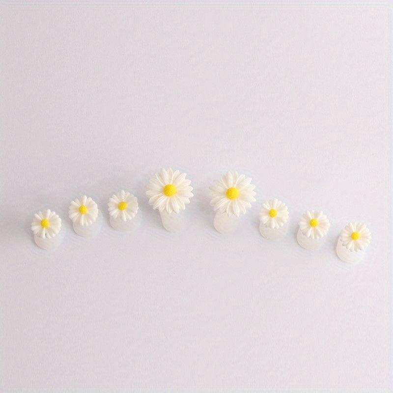 8 Pcs Daisy Flower Silicone Toe Separators Pedicure Tools