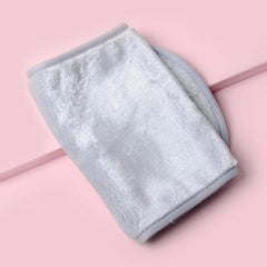 Chemical-Free Makeup Removal Cloth - Reusable and Gentle on Skin