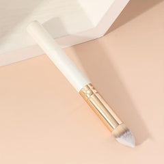Slanted Face Makeup Brush Concealer Multifunctional Tool