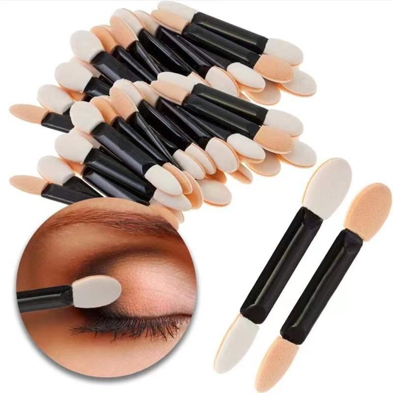 Portable Double Ended Eyeshadow Brush for Smudge Eye Makeup