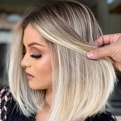 Short Bob Wig Women Synthetic Hair Blonde Highlights Middle Part