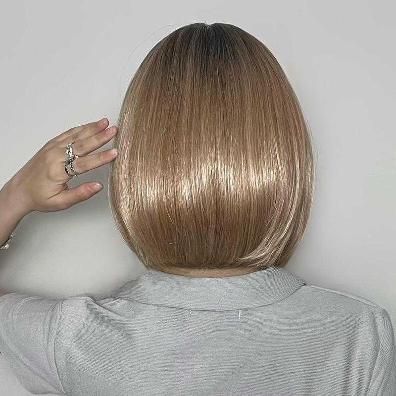 Short Straight Hair Wigs Natural Looking Fashionable Hair Wigs For Women