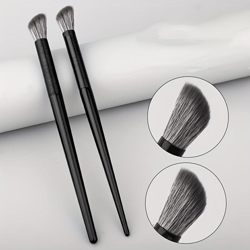 Angled Nose Shadow Brush for Contouring & Highlighting
