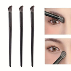 Angled Nose Shadow Brush for Contouring & Highlighting