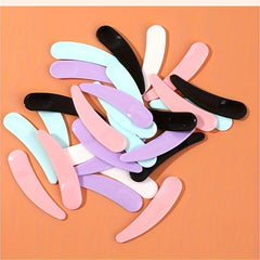 50pcs Cosmetic Spatula Curved Scoop Makeup Cream Spoon Eye Cream Stick