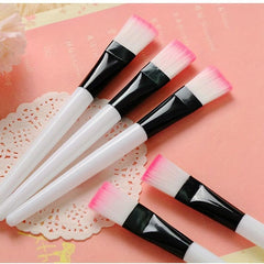 Soft Hair Beauty Brush Makeup Facial Mask Tool