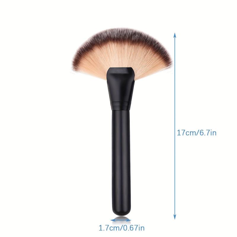 Fan Makeup Brush Highlighter Blush Bronzer Cheekbones Brush