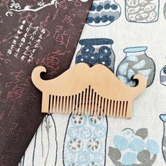 1PC Beard Comb Anti Static And Unentangled With Beard Shape