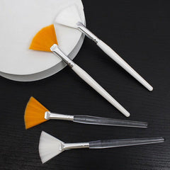 Soft Facial Brushes for Makeup Application
