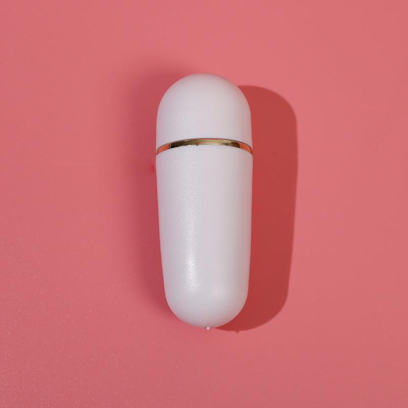 Volcanic Stone Absorbing Roller Facial Cleansing 1pc