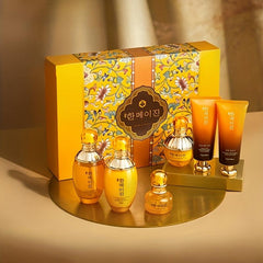 Royal Jelly Honey Essence Set Box for Women's Skin Care