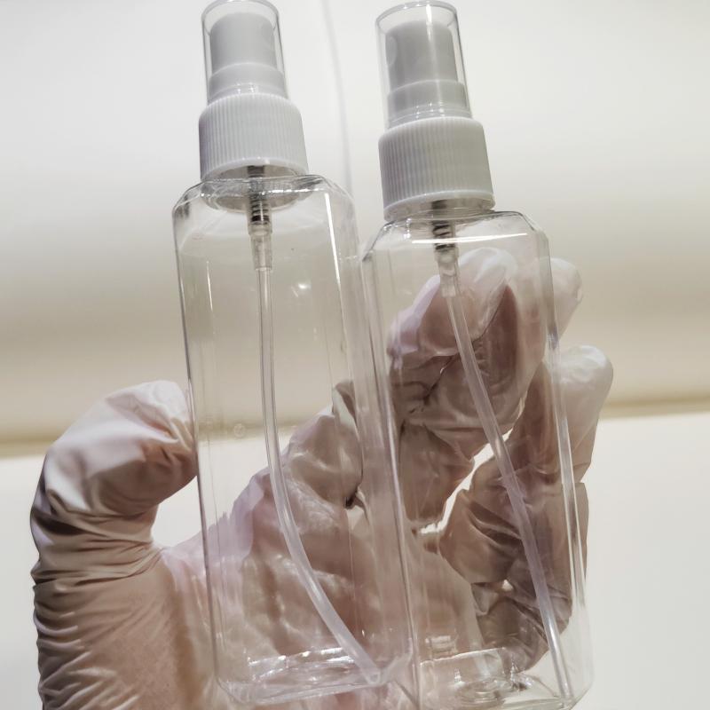 2pcs 3 4oz Clear Square Spray Bottles with Sprayer Cap