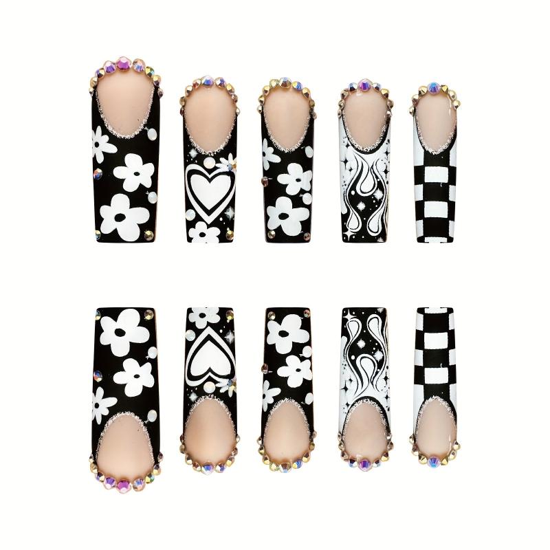 Square Press On Nails Checkerboard Daisy Flame Matte False Nails 24 Pcs