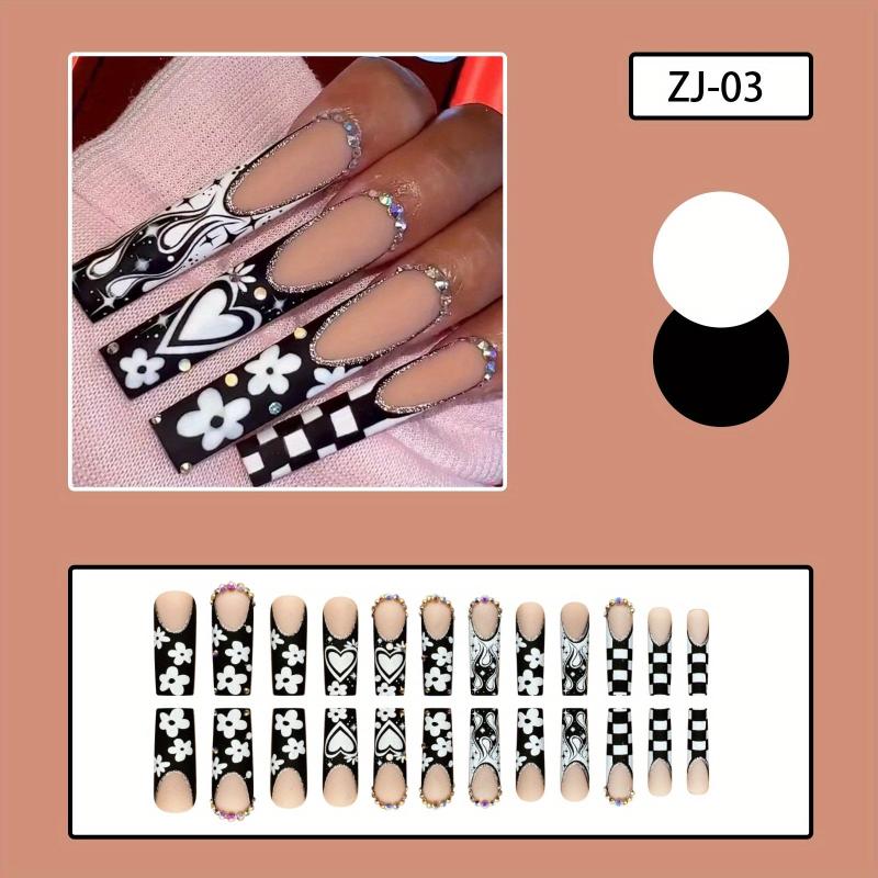 Square Press On Nails Checkerboard Daisy Flame Matte False Nails 24 Pcs