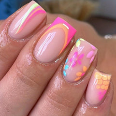 24pcs French Style Floral & Wavy Pattern Square Artificial Nail Set