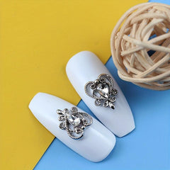 10 pcs Heart Crystal Rhinestone Nail Charms for DIY Nail Art and Craft