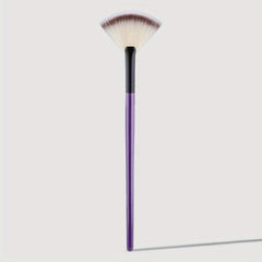 Fan Shaped Highlight Brush Soft Hair Blush Powder Makeup Brush