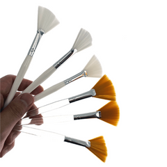 Soft Facial Brushes for Makeup Application