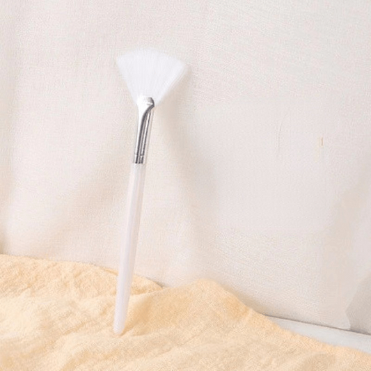 Soft Facial Brushes for Makeup Application