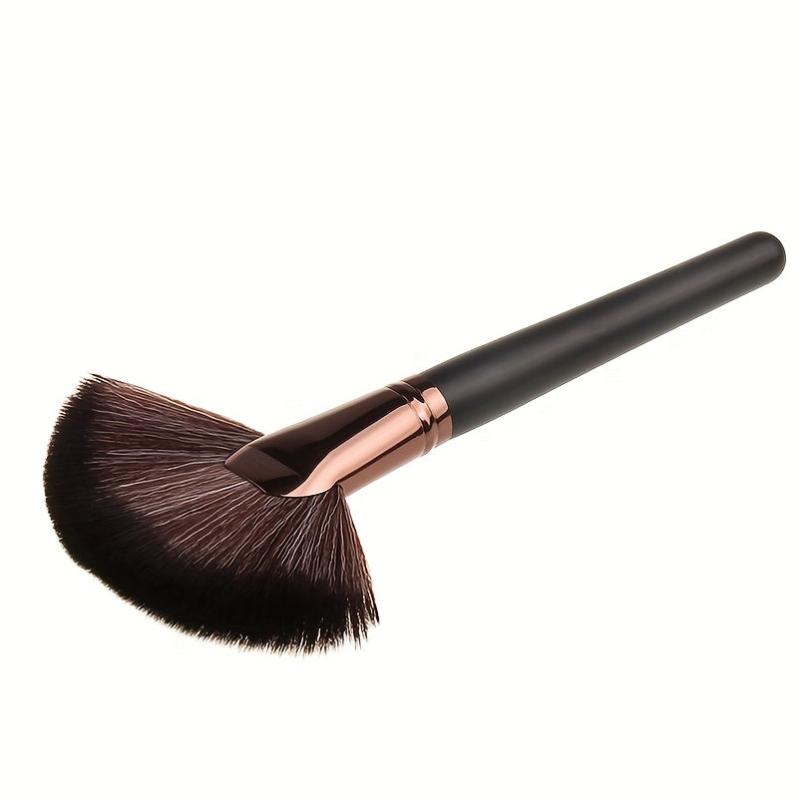 Fan Brush Makeup Highlighting Blush Bronzer Cheekbones