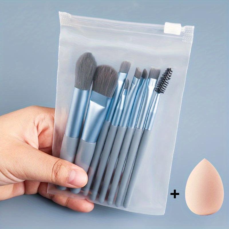 8pcs Travel Makeup Brush Set for Eyes Face Cheeks Compact and Convenient Bea