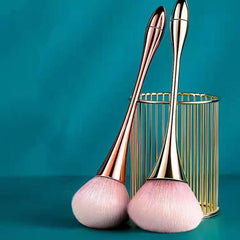Soft Fluffy Large Powder Brush for Daily Makeup