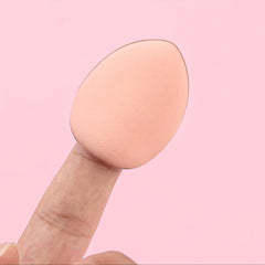 Triangle Makeup Puff for Contouring Under Eyes and Corners