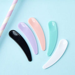 10pcs Mini Cosmetic Spatula Disposable Curved Scoop Makeup Mask Cream Spoon
