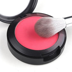 Tapered Highlighter Brush for Contouring