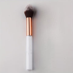 Single Highlight Brush Makeup