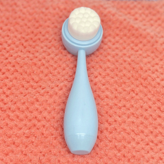 Facial Cleansing Brush Soft Bristles Silicone Facial Scrubber