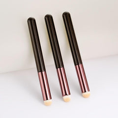 Portable Lip Brush Round Head Synthetic Soft Bristles Makeup Tool