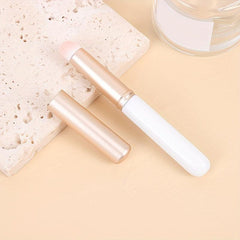 Mini Lip Brush Portable Round Head Concealer Brush Lip Makeup Tool