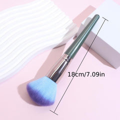 Vegan Fluffy Face Brush for Contouring with Cruelty-Free Bristles