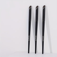 Angled Concealer Brush for Contouring