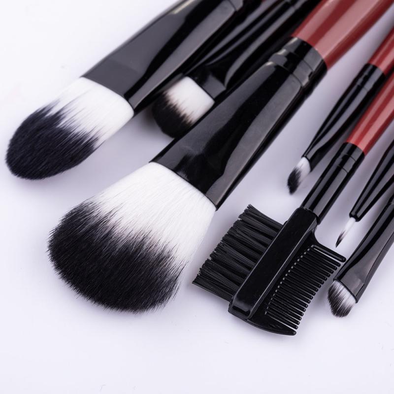 7pcs Red Makeup Brush Kit Portable Case Professional Foundation Powder Concealer