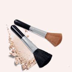 Portable Makeup Brush for Blush and Highlighter