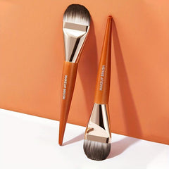 Classic Foundation Brush Liquid Cream Streak Buildable Vegan Eco Friendly