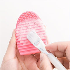 Silicone Makeup Brush Cleaning Mat - Portable Washing Tool