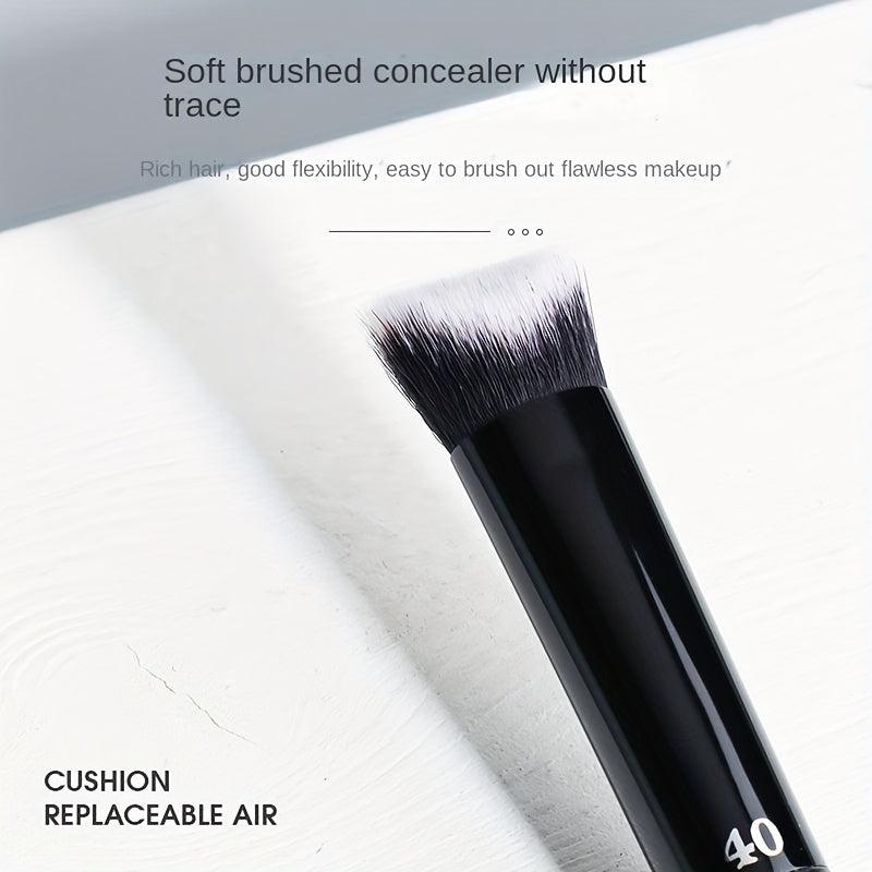 Foundation Brush for Mineral & Liquid Makeup Ergonomic Handle & Bristles