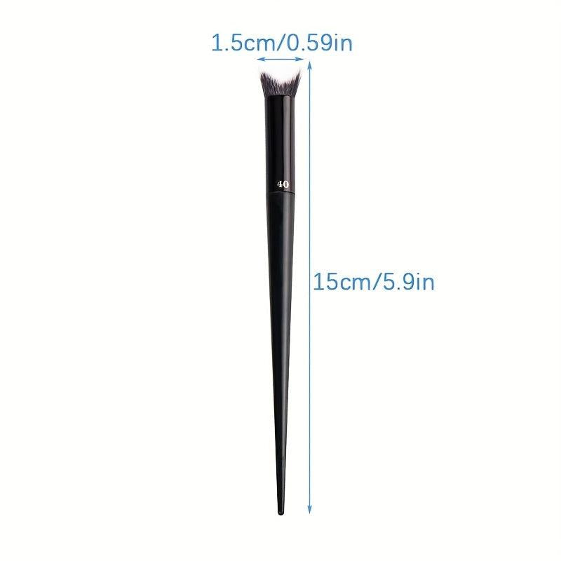 Foundation Brush for Mineral & Liquid Makeup Ergonomic Handle & Bristles