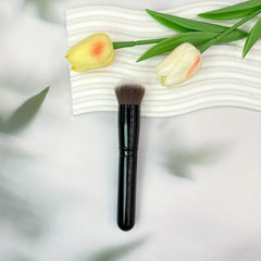 Concealer Brush Portable Makeup Brush Foundation Cream Liquid Dresser