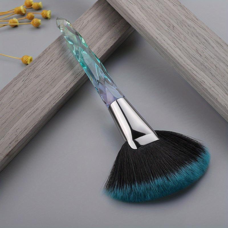 Fan Makeup Brush Highlighting Blush Bronzer Cheekbones Brush