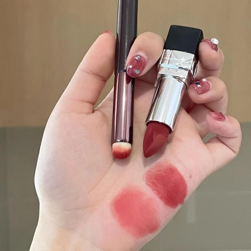 Round Head Lip Brush Soft Bristles Concealer Smudge Brush