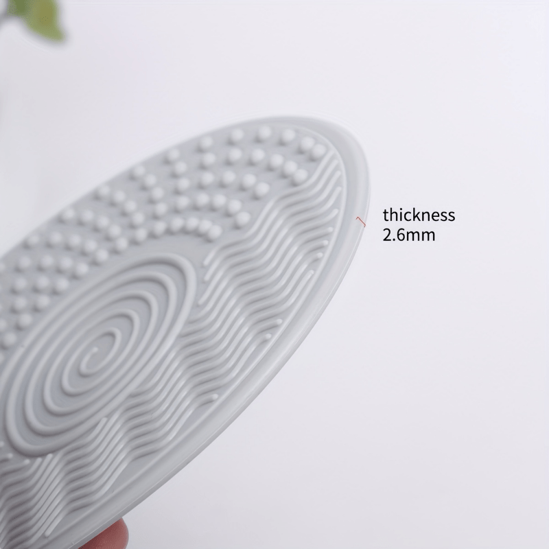 Silicone Makeup Brush Cleaner Pad Portable Clean Brushes Instantly Gray